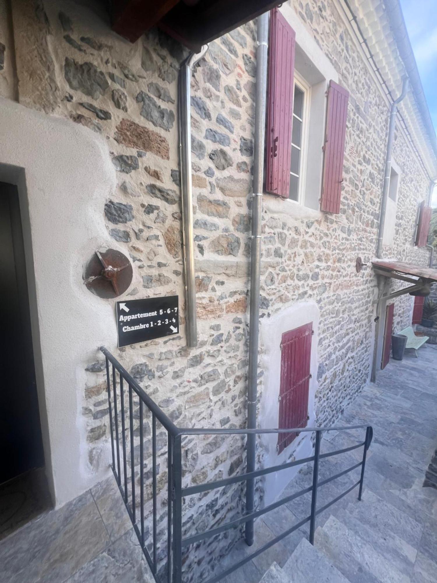 Mas Saint Laurent Les Salles-du-Gardon Exterior photo